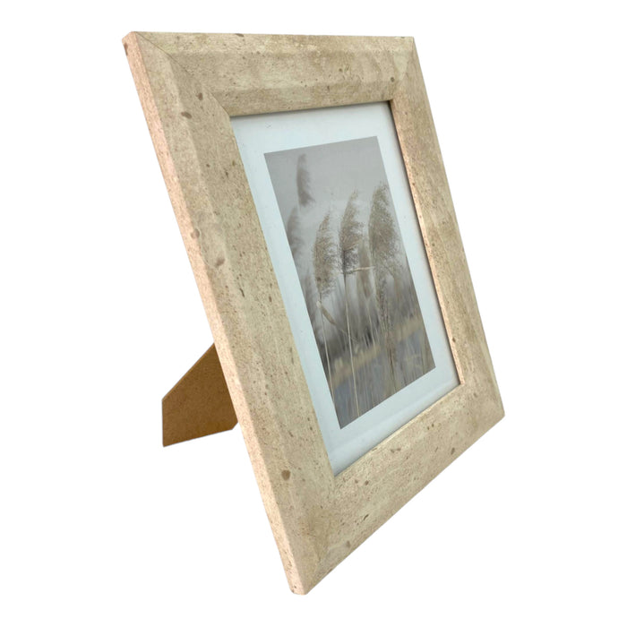 Portaretrato Concepts Life Con Borde Moteado Beige 24.1X19.1X1.2Cm