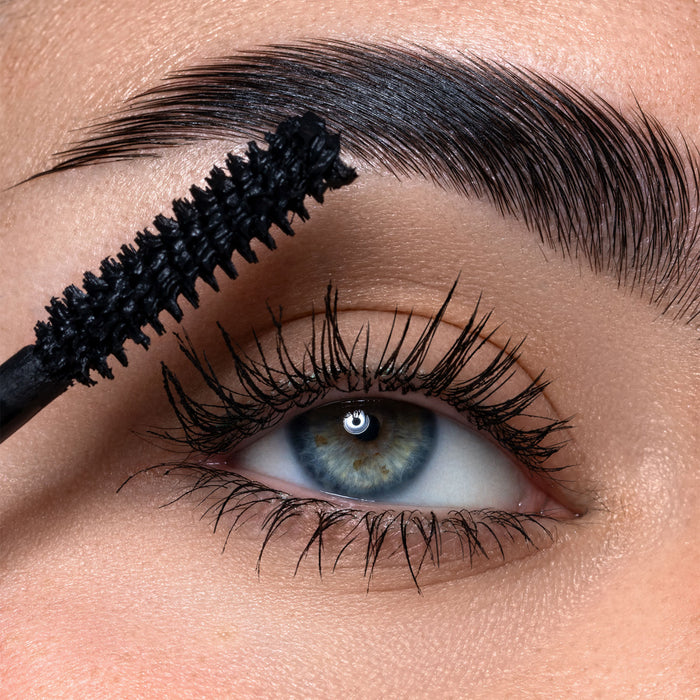 Máscara De Pestañas Astra Volume Mascara Waterproof Nro. 01 Black X 13Ml